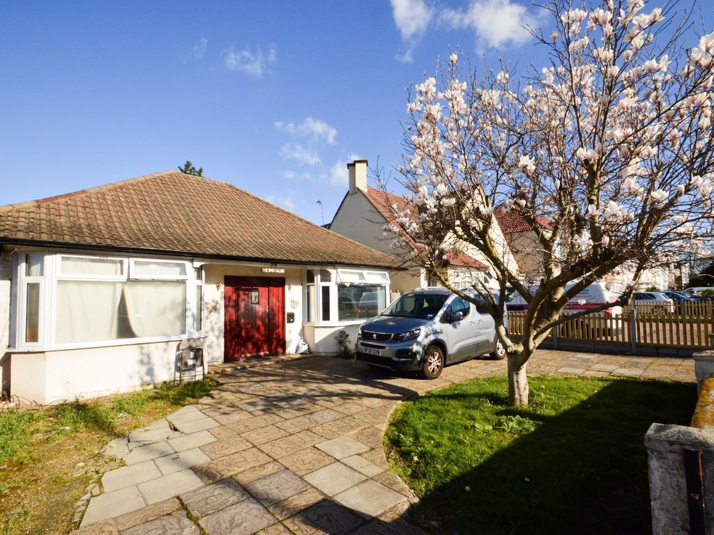 3 bed bungalow for sale in Shirley Road, Croydon CR0 Zoopla