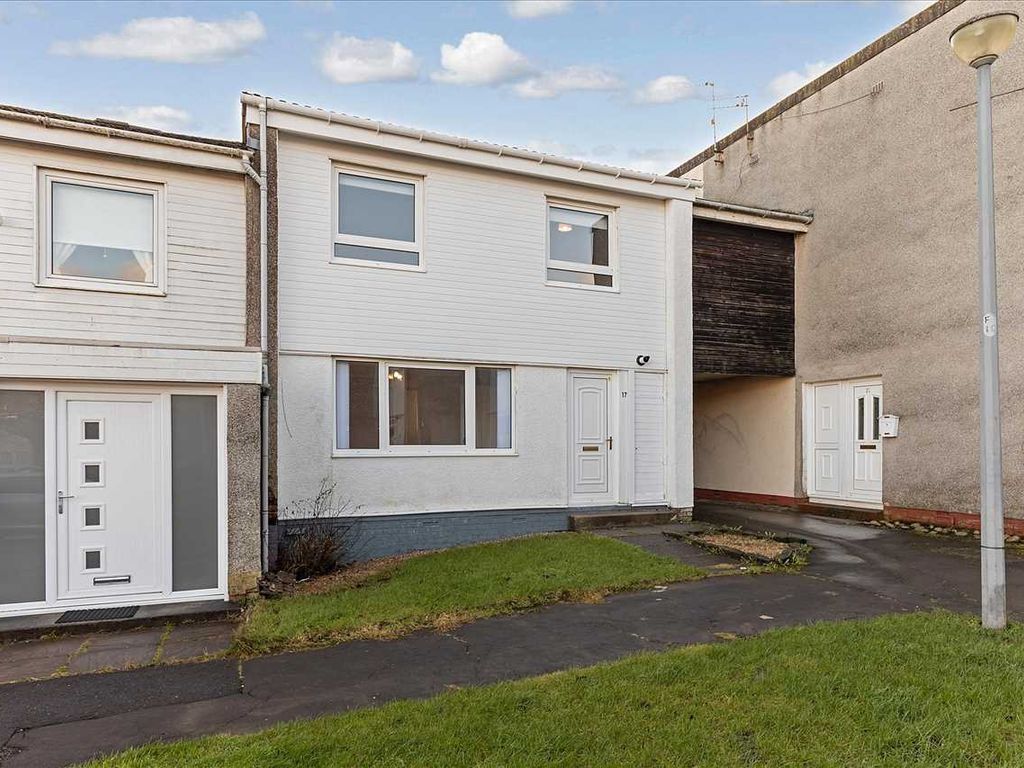 3 bed end terrace house for sale in Sandpiper Drive, Greenhills, East