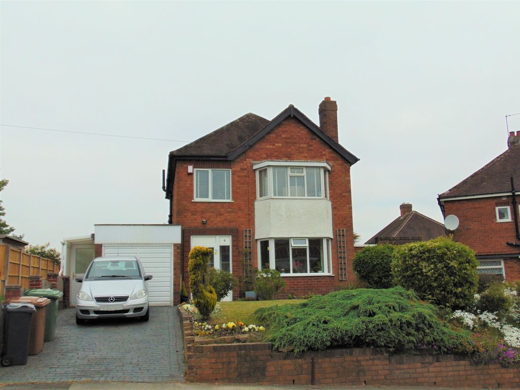 3 bed detached house for sale in King Crescent, Walsall WS4 Zoopla