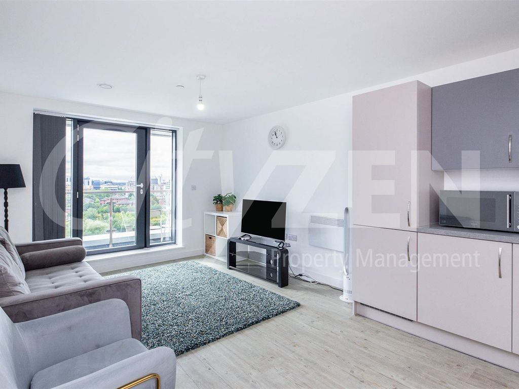 2 bed flat to rent in Northill Apartments, Furness Quay, Salford M50, £