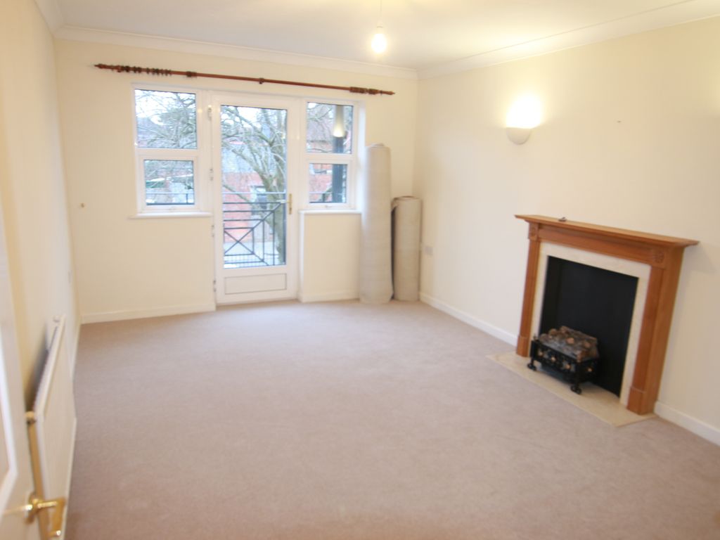 1 bed flat for sale in Northcourt Avenue, Berkshire, Reading RG2, £