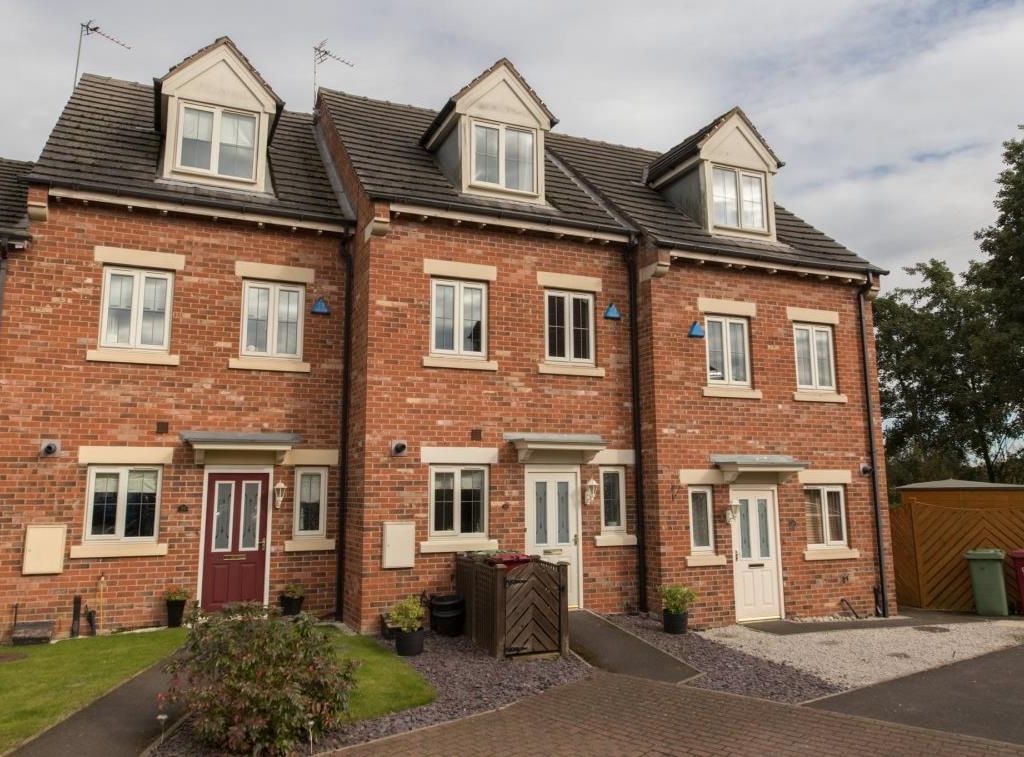 3 bed terraced house to rent in Mulberry Gardens, Scunthorpe DN16 Zoopla