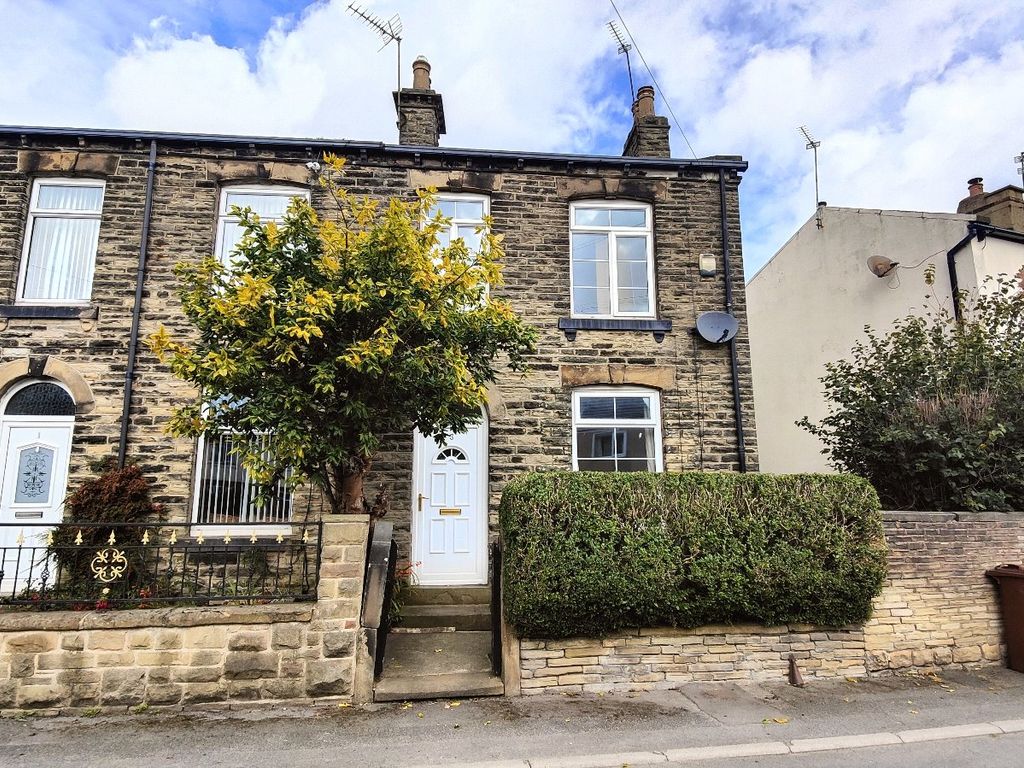 2 bed terraced house to rent in Old Lane, Drighlington, Bradford, West