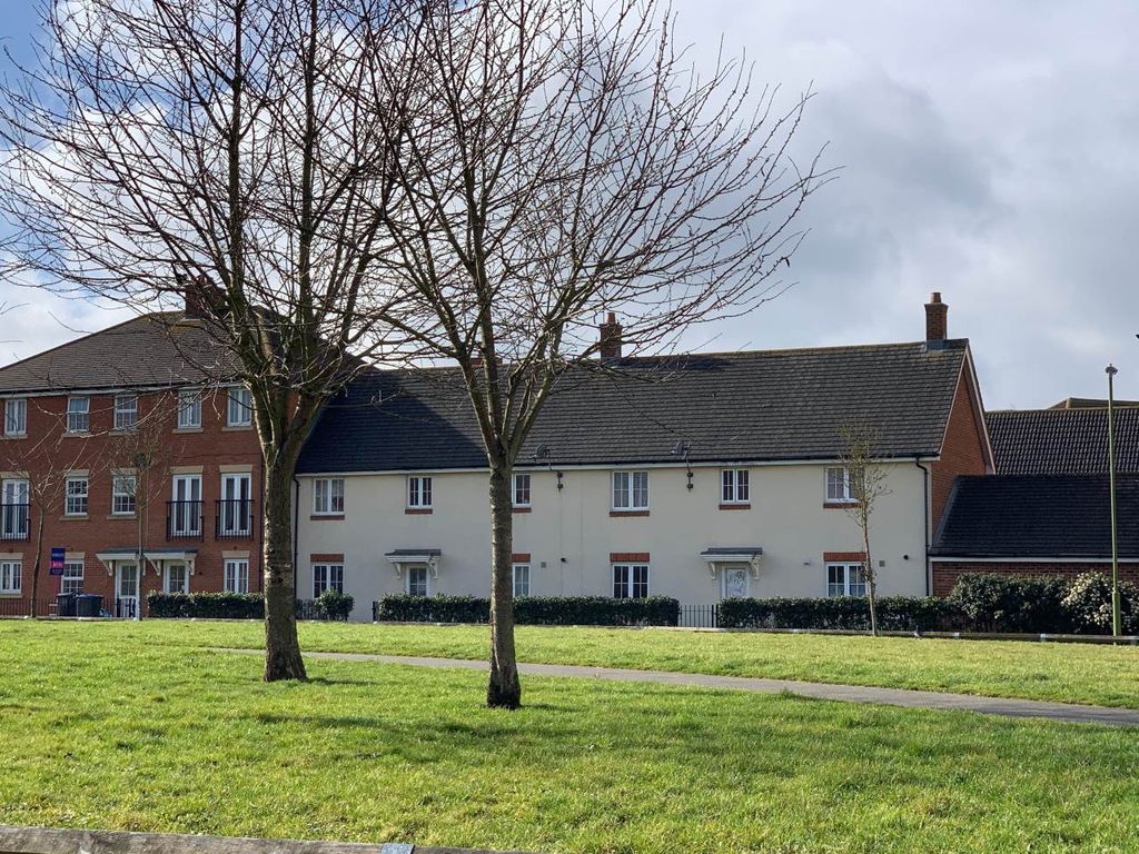 3 bed property to rent in Chipmunk Chase, Hatfield, Hertfordshire AL10