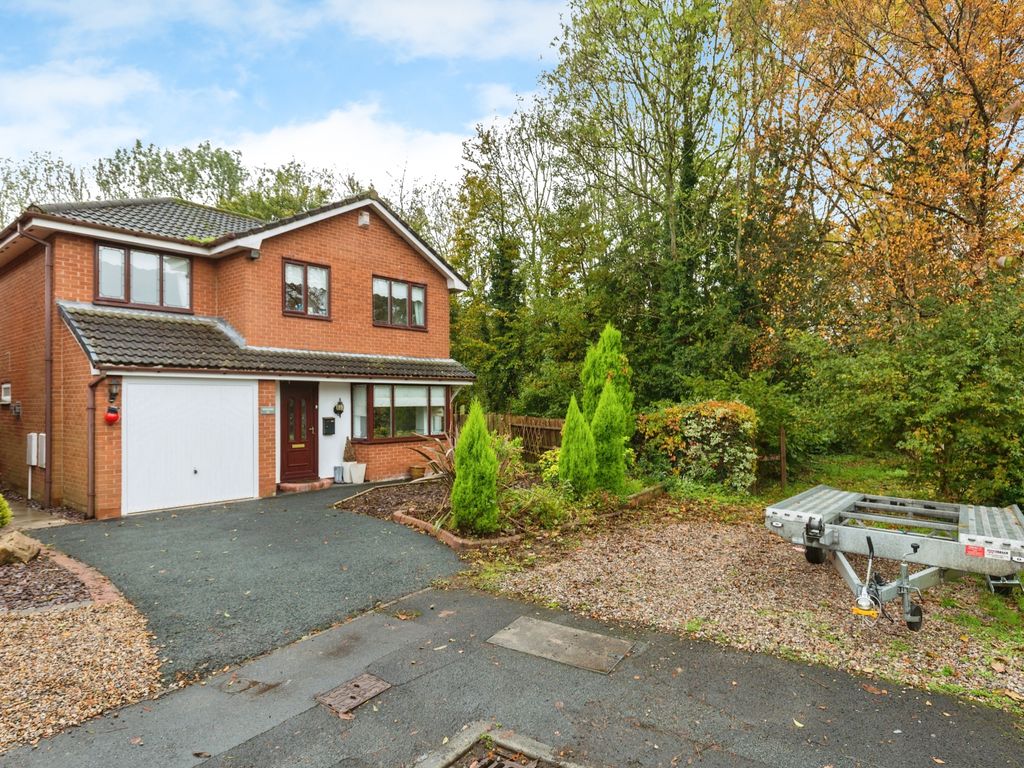 4 bed detached house for sale in Fernleigh, Leyland PR26, £250,000 Zoopla