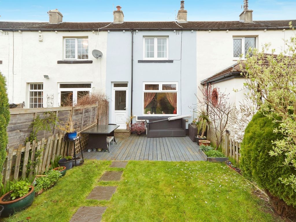 2 bed terraced house for sale in Ash Grove, Bingley BD16, £180,000 Zoopla