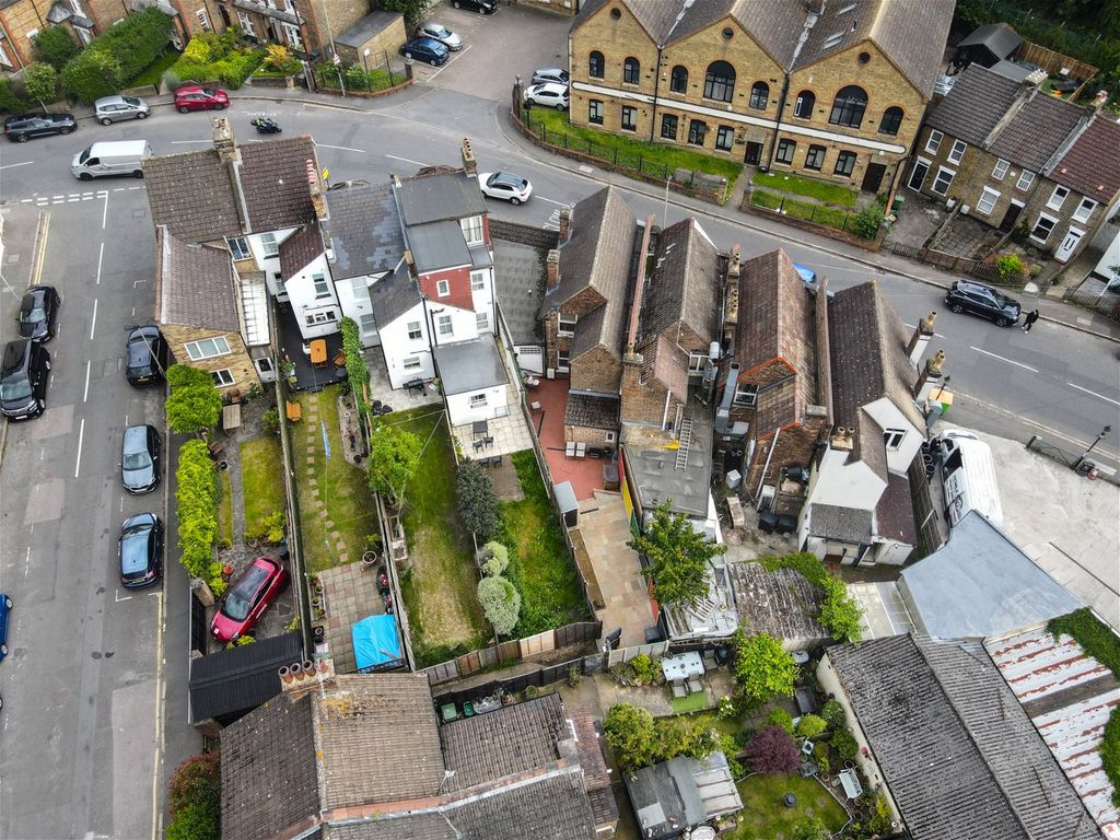 2 bed for sale in Liddon Road, Bromley BR1, £340,000 Zoopla