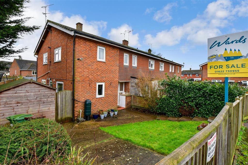 3 bed end terrace house for sale in Copperfield Drive, Langley