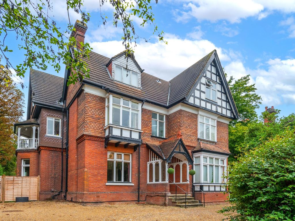 1 bed flat for sale in Somers Road, Reigate RH2 Zoopla