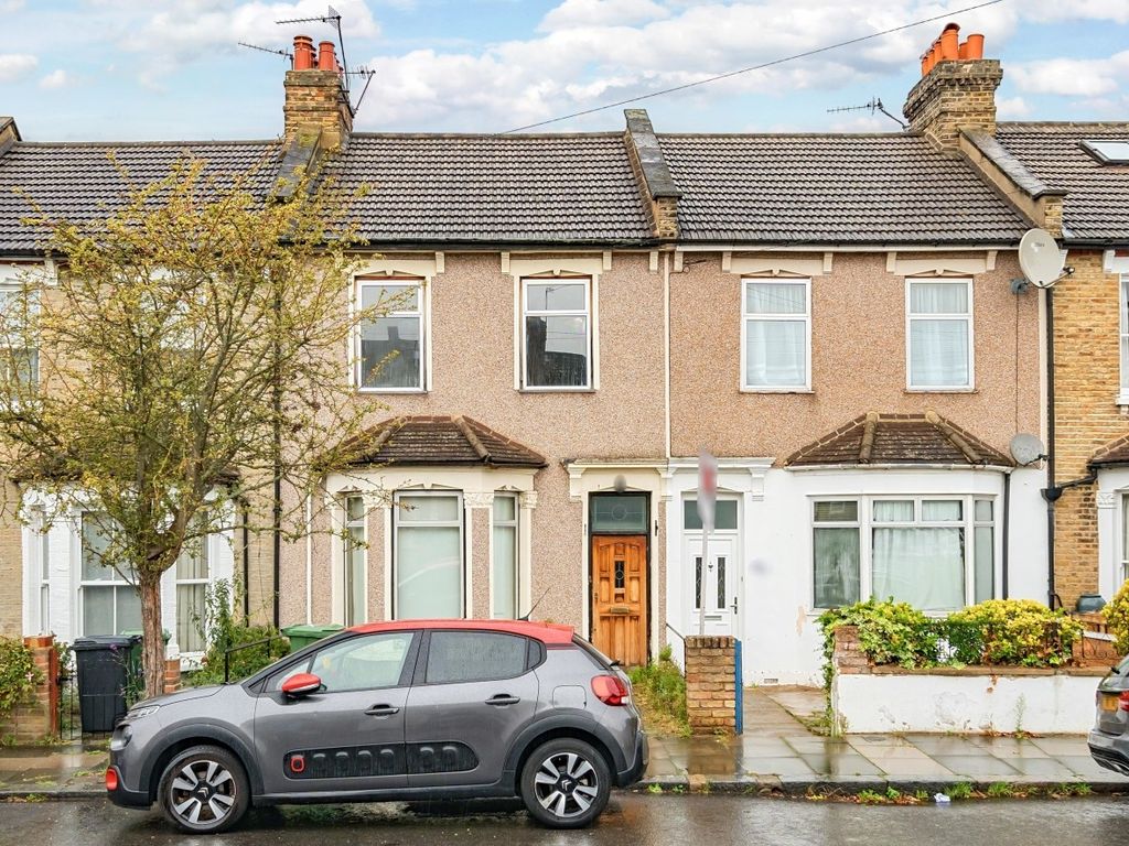 3 bed terraced house for sale in Fairlawn Park, London SE26, £525,000