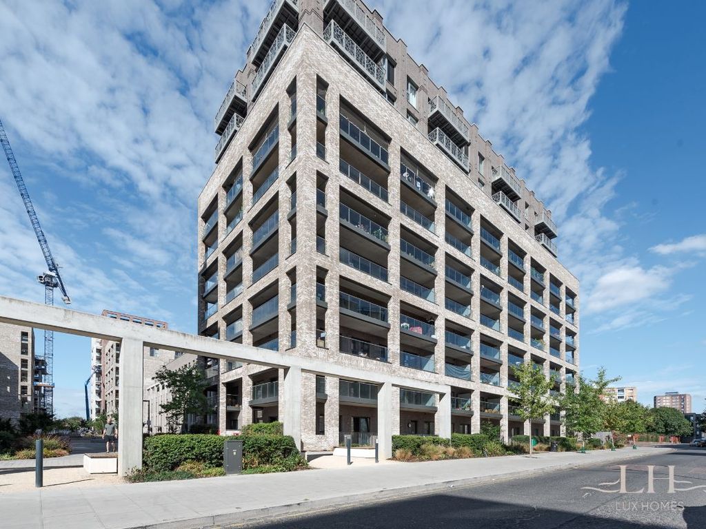 Shipbuilding Way, London E13  