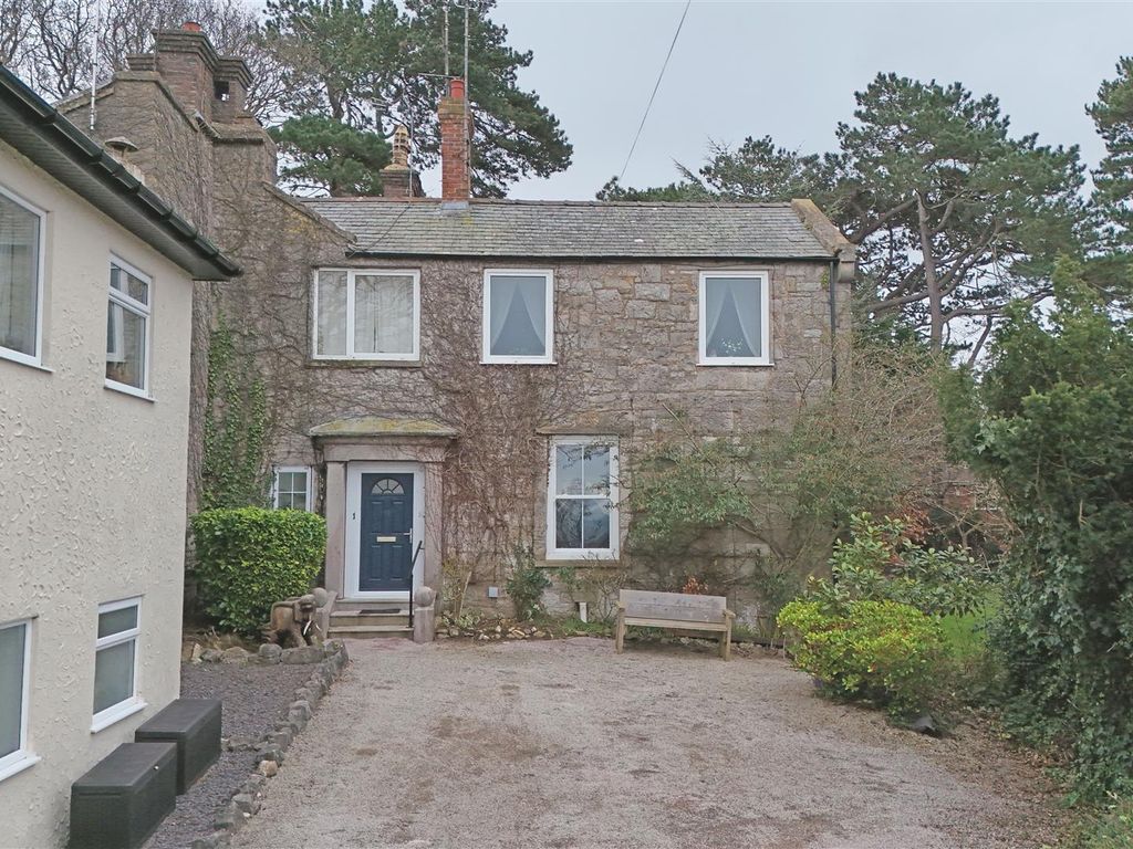 2 bed flat for sale in Clip Terfyn, Llanddulas, Conwy LL22, £285,000