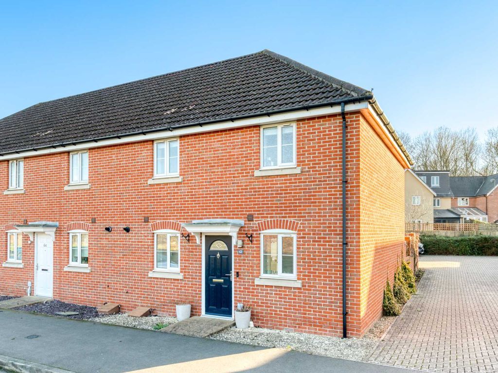 3 bed end terrace house for sale in Butler Drive, Park RG12