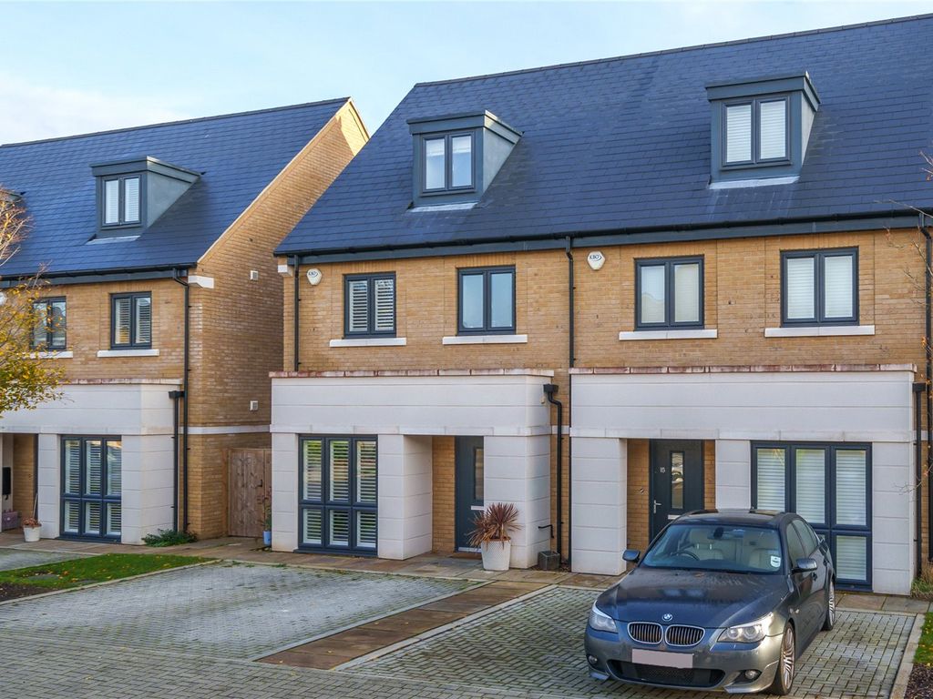 4 bed semidetached house for sale in Orchard Farm Avenue, East Molesey