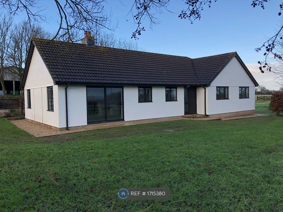 4 bed detached house to rent in Bath Road, Norton St. Philip, Bath BA2