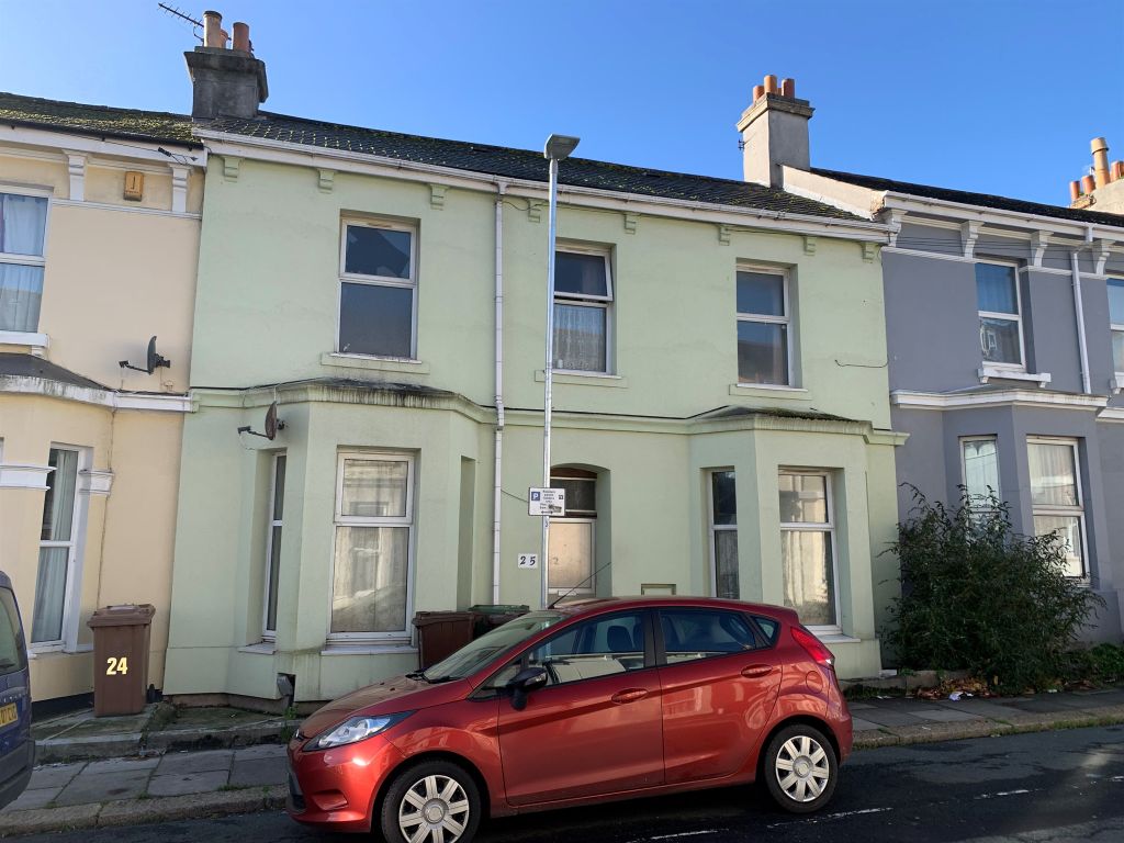 6 bed terraced house for sale in Sydney Street, Plymouth PL1 Zoopla