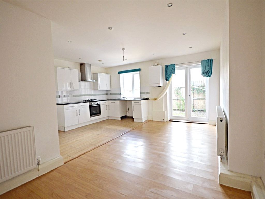 1 bed flat for sale in Cherry Tree Avenue, Dover CT16 Zoopla