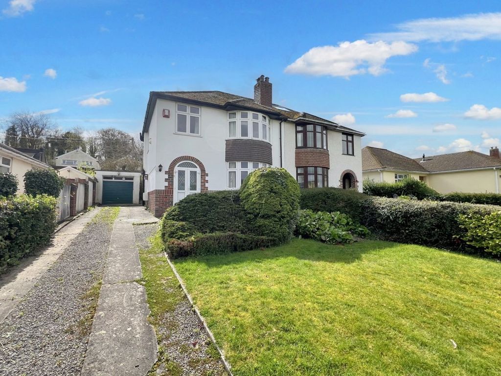 3 bed semidetached house for sale in Usk Drive, Gilwern, Abergavenny