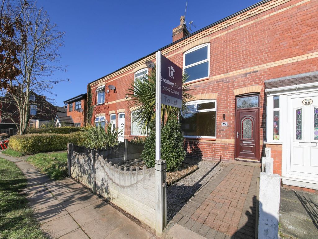 2 bed terraced house to rent in Old Road, AshtonInMakerfield, Wigan