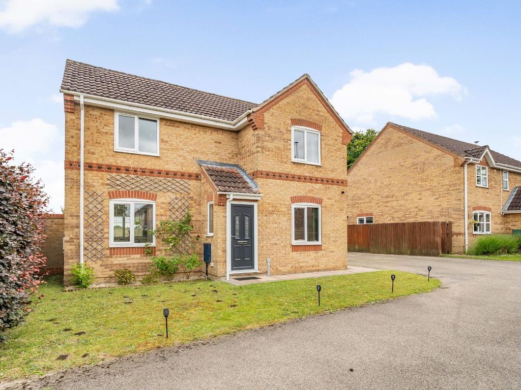 3 bed detached house for sale in Wesley Way, Horncastle LN9, £297,500