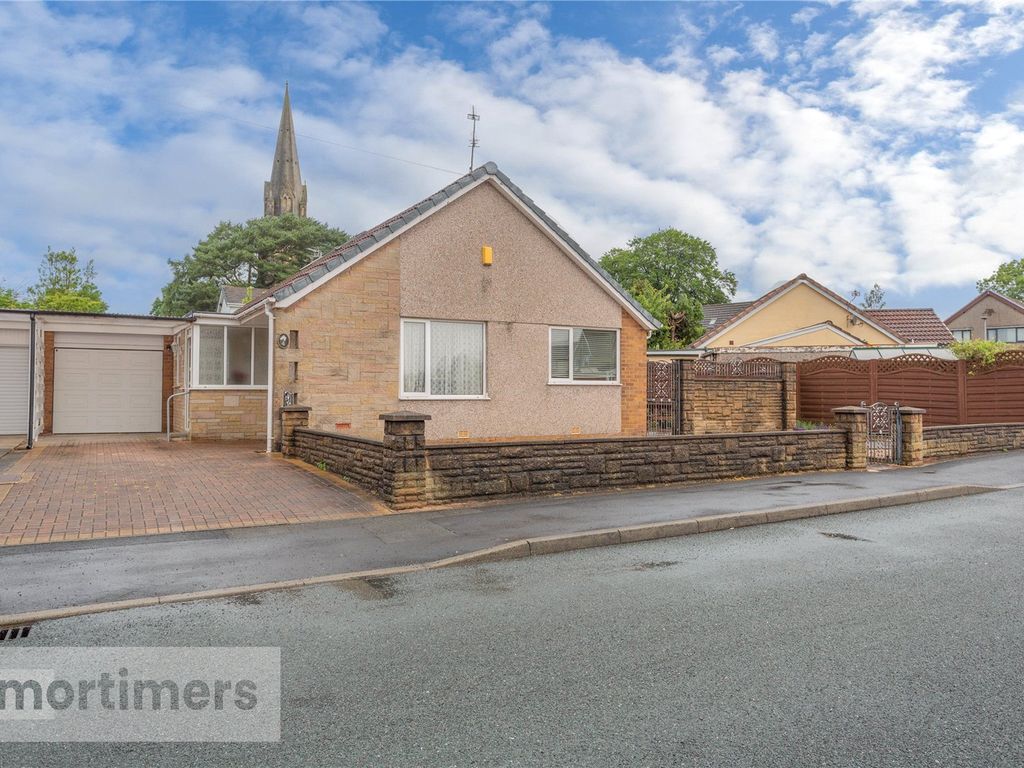 3 bed bungalow for sale in Fairfield Drive, Clitheroe, Lancashire BB7