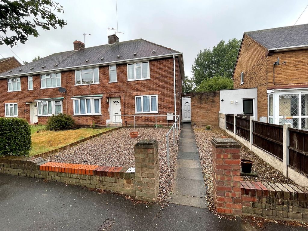 2 bed flat for sale in Lich Avenue, Wednesfield, Wolverhampton WV11