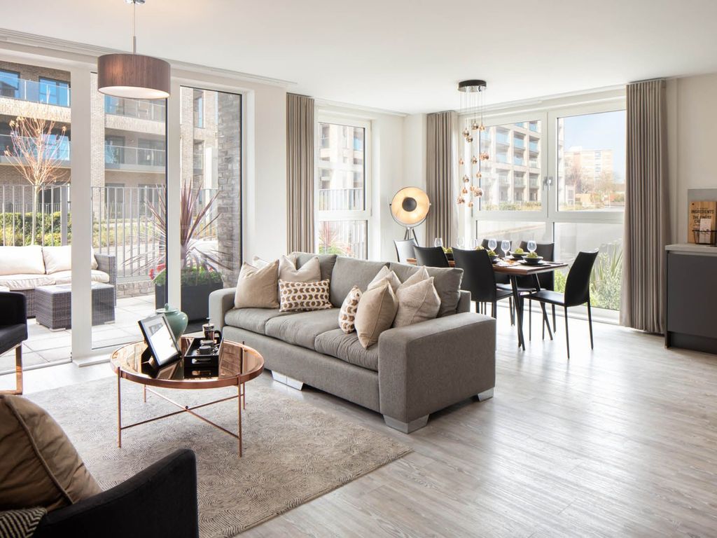 New home, 2 bed flat for sale in Green Street, Green St, London 9Ax E13