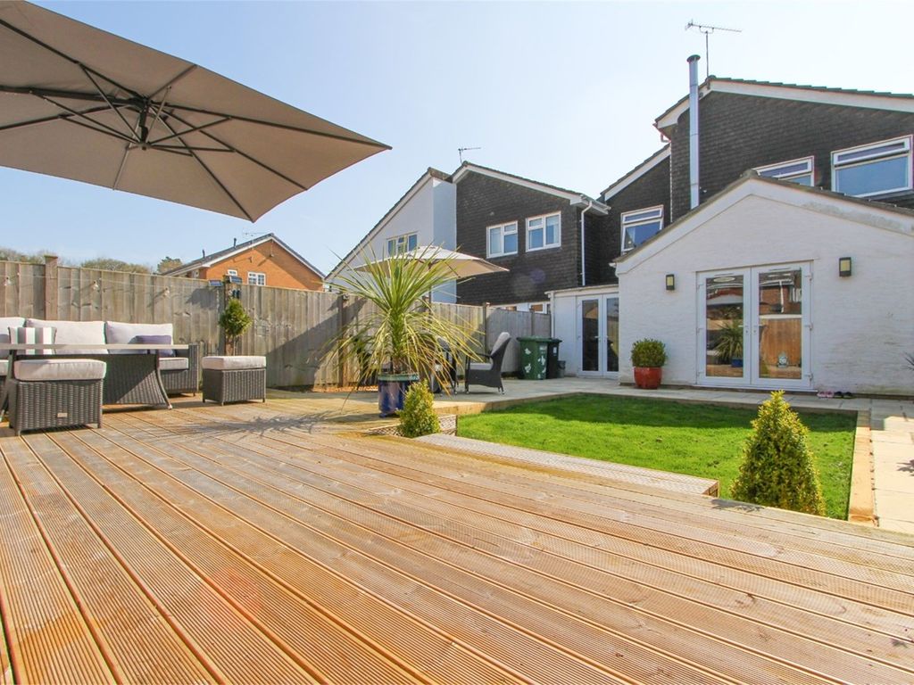 4 bed terraced house for sale in Dorset Way, South Gloucestershire