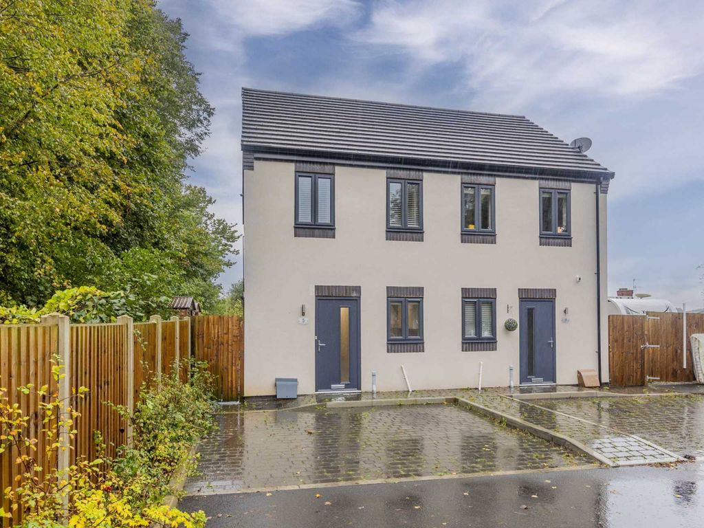 2 bed semidetached house for sale in Wedgwood Court, Stoke On Trent