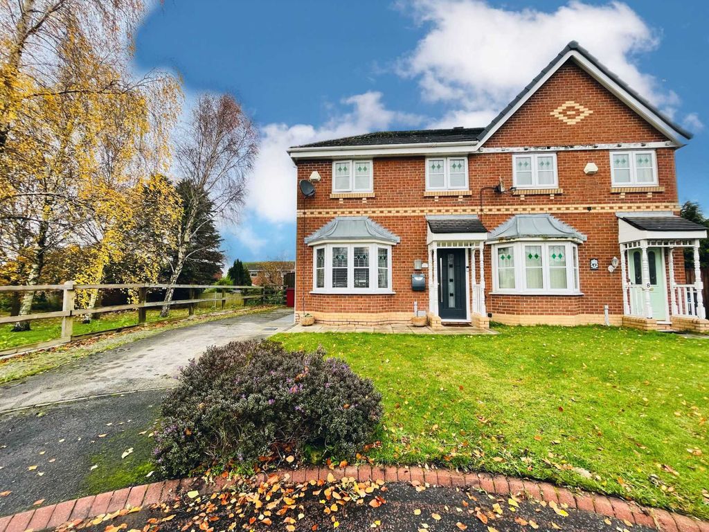 3 bed semidetached house for sale in Hengest Close, Shevington Park