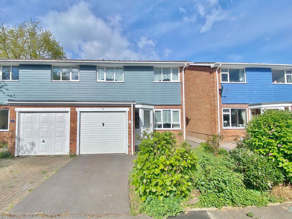 3 bed semidetached house for sale in Andrew Place, Hill Head, Fareham