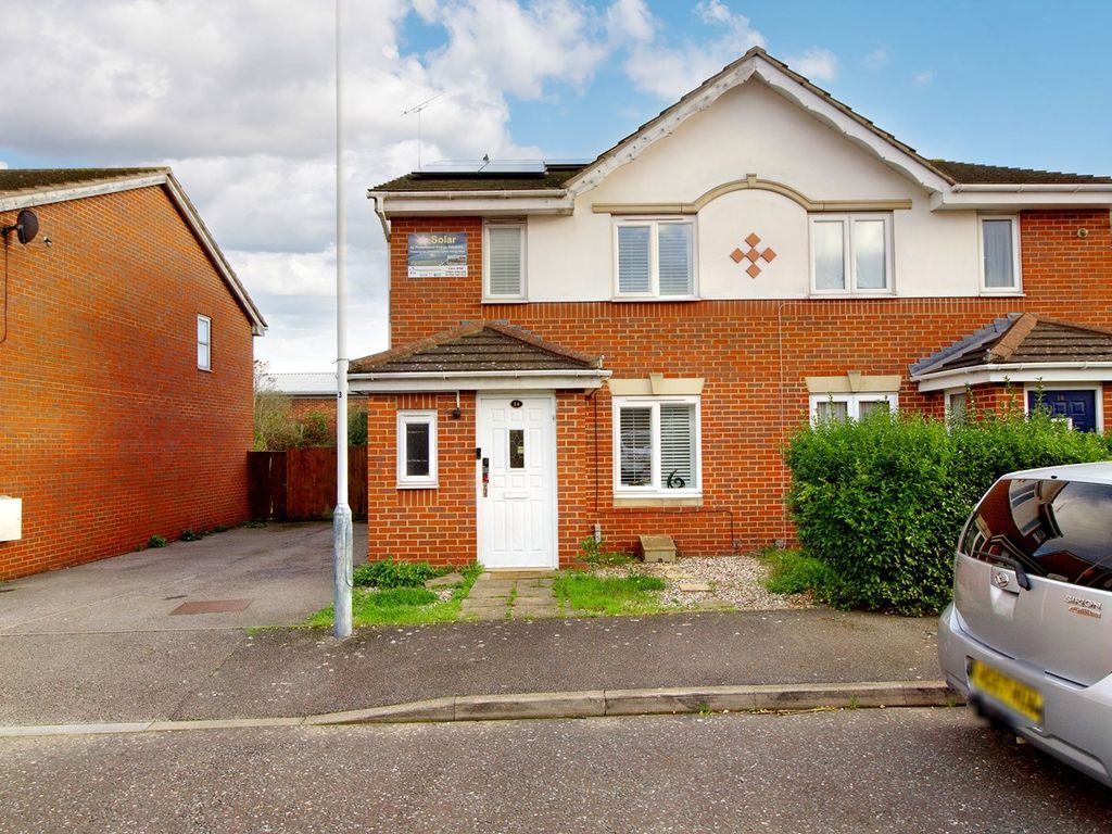 3 bed semidetached house for sale in Collingwood Road, Rainham RM13