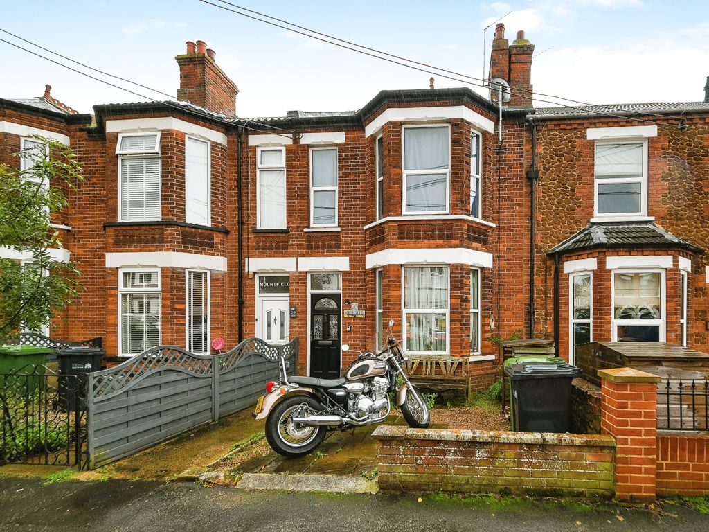 4 bed terraced house for sale in Victoria Avenue, Hunstanton, Norfolk PE36, £350,000 Zoopla