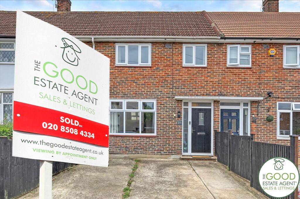 2 bed terraced house for sale in Mornington Road, Loughton IG10, £