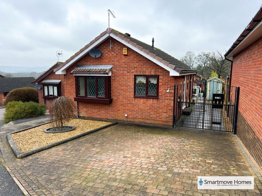 2 bed detached bungalow for sale in Ridgedale View, Ripley DE5, £