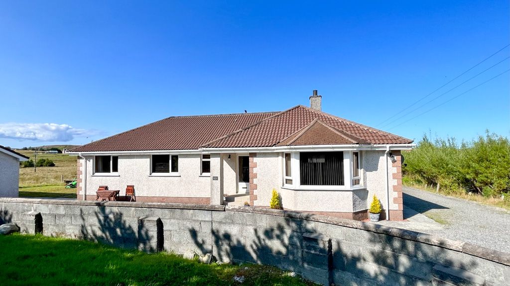 4 bed detached bungalow for sale in Marybank, Isle Of Lewis HS2, £305,000 Zoopla
