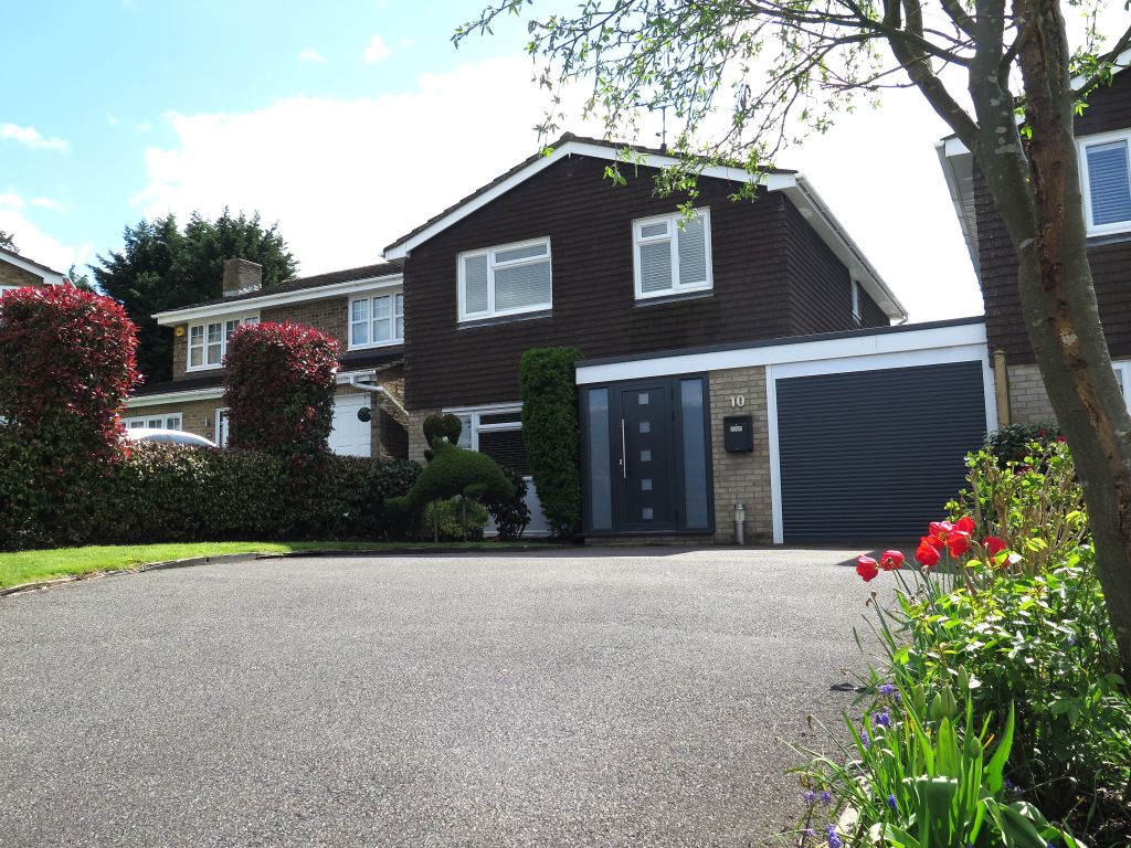 4 bed detached house for sale in Gainsborough Drive, Ascot, Berkshire