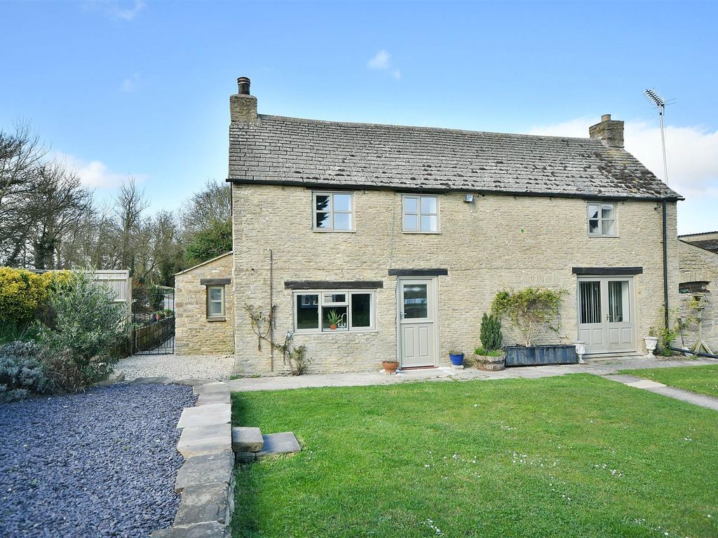 3 bed cottage to rent in Fairford GL7, £1,850 pcm Zoopla
