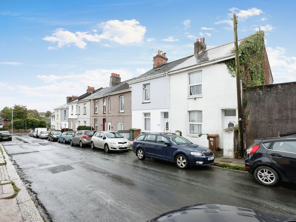 2 bed end terrace house for sale in Kent Road, Plymouth, Devon PL2, £170,000 Zoopla