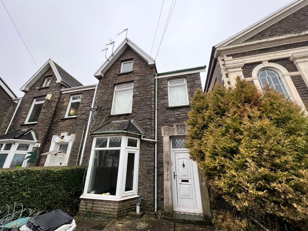 5 bed flat for sale in London Road, Neath, Neath Port Talbot. SA11 Zoopla