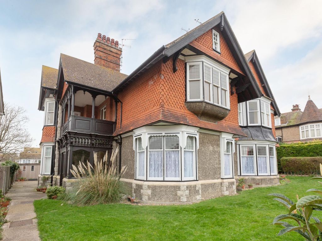 1 bed flat for sale in Road, Lodge Road CT8 Zoopla