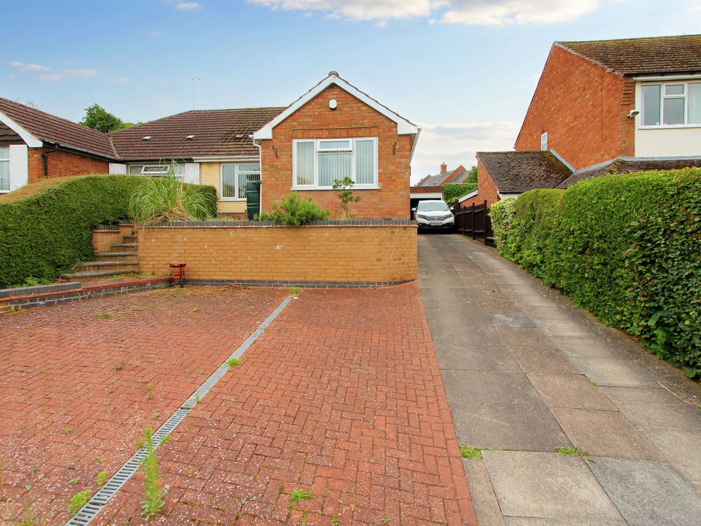 2 bed semidetached bungalow for sale in Beeby Road, Scraptoft