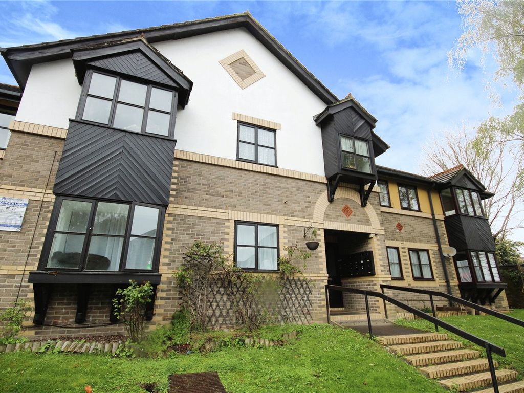 2 bed flat to rent in Walkers Place, Reading, Berkshire RG30 Zoopla