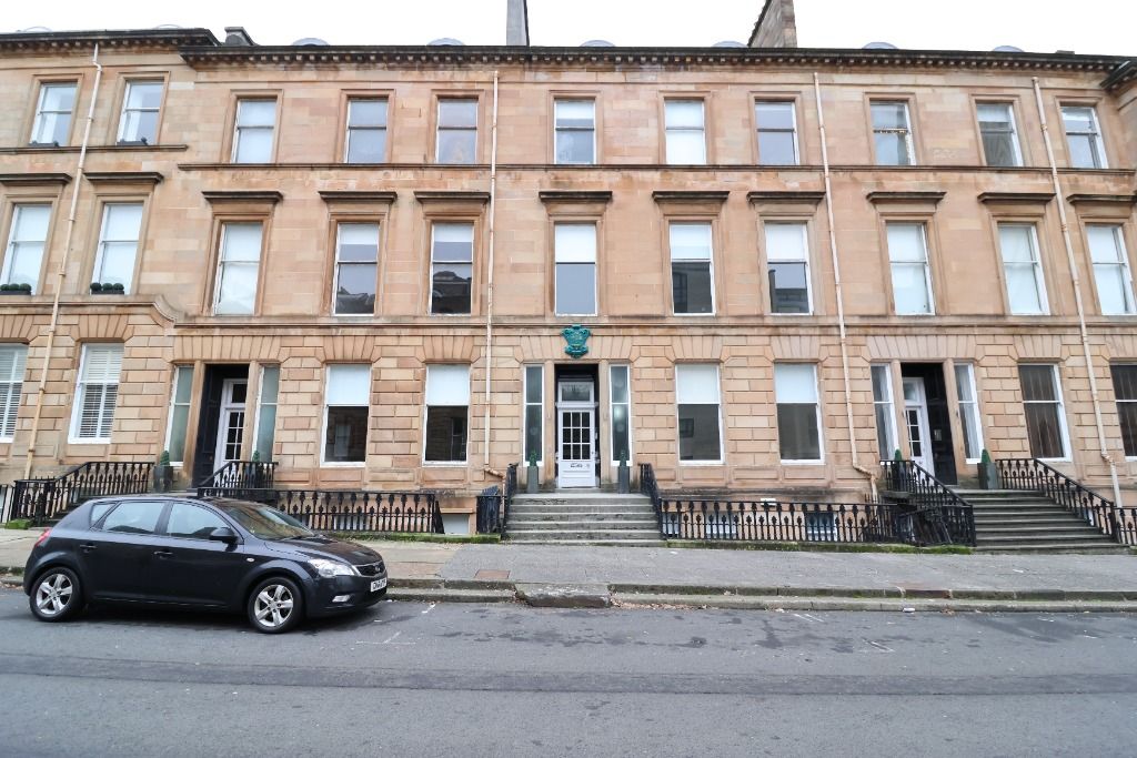4 bed flat to rent in Park Circus Place, Glasgow G3, £2,000 pcm Zoopla