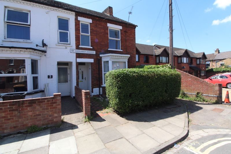 2 bed end terrace house for sale in St. Leonards Avenue, Bedford MK42