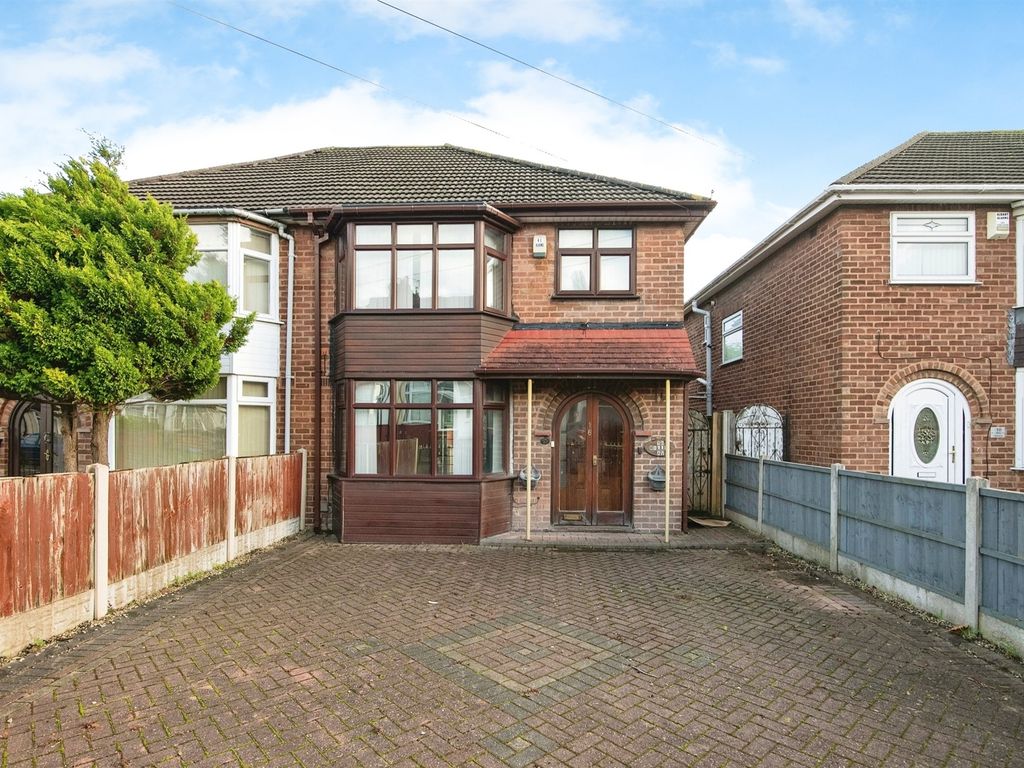 3 bed semidetached house for sale in Wills Avenue, West Bromwich B71