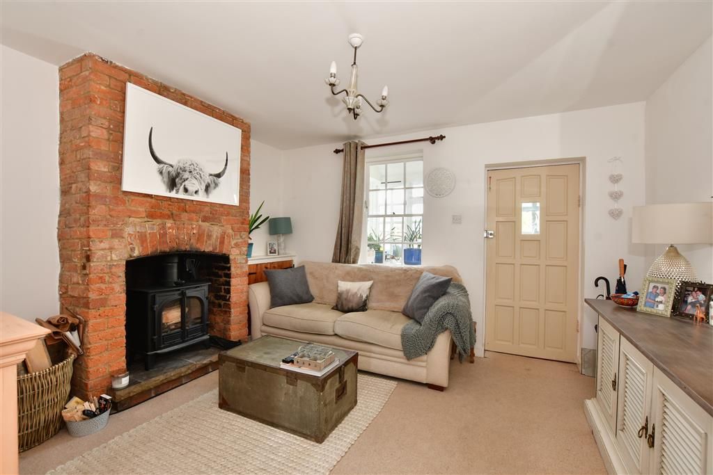 3 bed terraced house for sale in Tonbridge Road, East Peckham