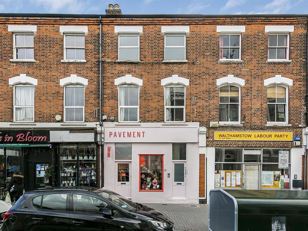 1 bed flat to rent in Orford Road, Walthamstow, London E17, £1,300 pcm