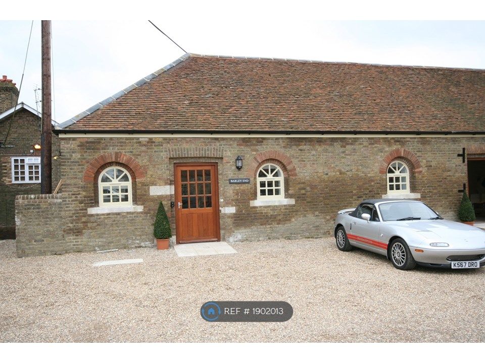 2 bed semidetached house to rent in Ivinghoe, Leighton Buzzard LU7, £