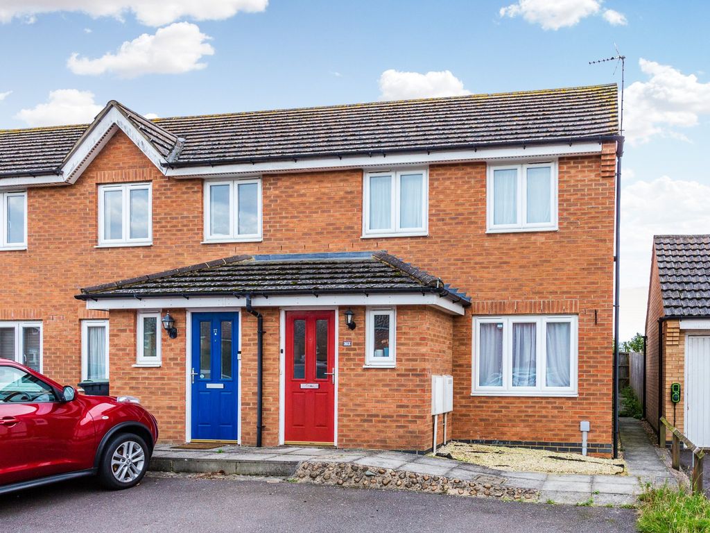 2 bed end terrace house for sale in Sunningdale Drive, Rushden NN10, £215,000 Zoopla